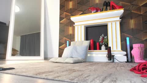      ONLINE   1100-1600 3 GMT Moscow time online show from February 2, 11:40 am