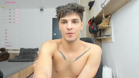 Frankie  online show from February 17, 9:19 pm