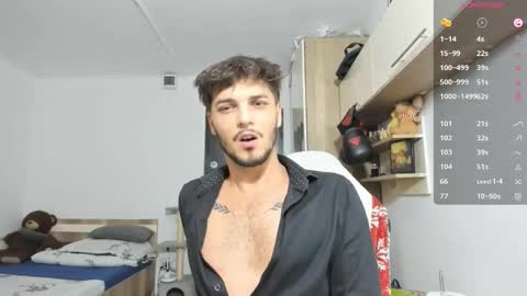 Frankie  online show from October 15, 11:49 pm