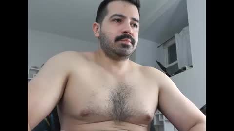 Snapshot of angelfusco chatting on February 13, 5:14 am Angel Fusco online show from February 13, 5:14 am