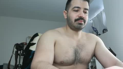 Snapshot of angelfusco chatting on March 5, 4:14 pm Angel Fusco online show from March 5, 4:14 pm