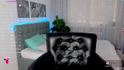 Snapshot of angeli_eyes chatting on September 11, 10:48 am Ksenia online show from September 11, 10:48 am