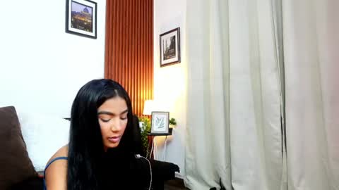 Snapshot of angeli_sexi chatting on July 19, 11:30 pm Carolina online show from July 19, 11:30 pm