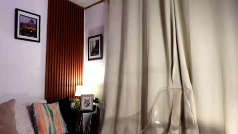 Snapshot of angeli_sexi chatting on July 21, 11:51 pm Carolina online show from July 21, 11:51 pm