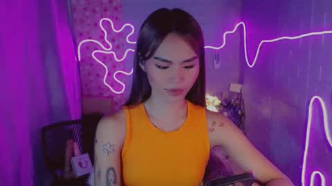Snapshot of angelic_sex chatting on May 27, 1:57 am Angelica online show from May 27, 1:57 am