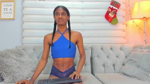 angelica_sexy1 online show from December 24, 9:33 pm