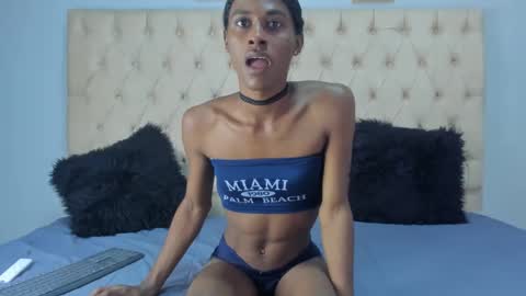 angelica_sexy1 online show from January 3, 7:50 pm