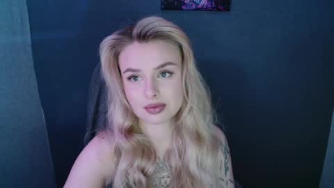 angelicablanch online show from September 19, 9:48 pm