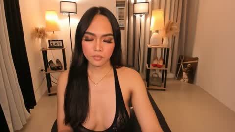 SweetAngelica online show from August 3, 9:15 am