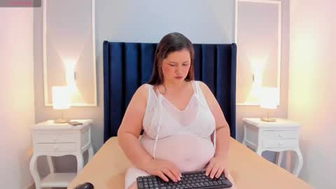 Angelica  online show from December 14, 1:05 pm