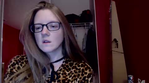 Snapshot of angelicangel3 chatting on February 9, 8:11 am AngelicAngel online show from February 9, 8:11 am