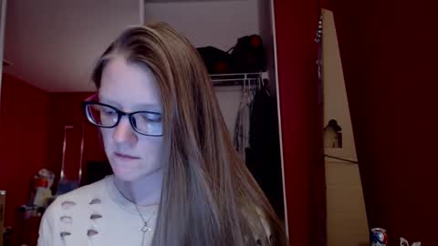 Snapshot of angelicangel3 chatting on February 13, 1:50 am AngelicAngel online show from February 13, 1:50 am