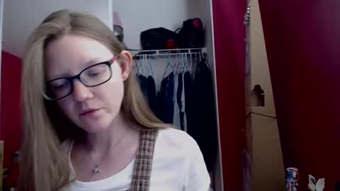 Snapshot of angelicangel3 chatting on February 20, 12:52 am AngelicAngel online show from February 20, 12:52 am