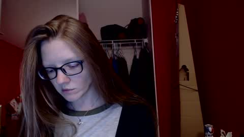 Snapshot of angelicangel3 chatting on March 9, 6:39 am AngelicAngel online show from March 9, 6:39 am