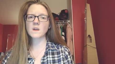 Snapshot of angelicangel3 chatting on December 15, 3:00 am AngelicAngel online show from December 15, 3:00 am