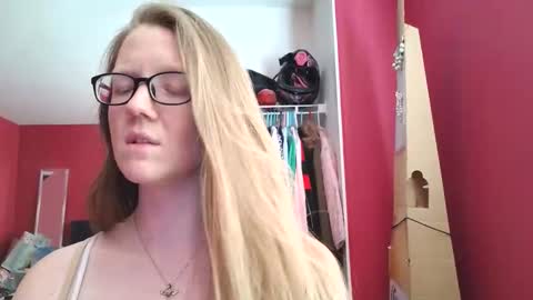 AngelicAngel online show from April 21, 1:42 am