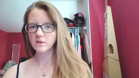 AngelicAngel online show from April 21, 7:50 pm