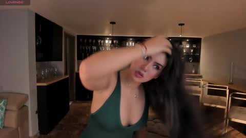 Snapshot of angelicavega_ chatting on October 28, 6:54 pm Angelica Vega online show from October 28, 6:54 pm