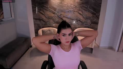 Snapshot of angelicavega_ chatting on March 1, 4:42 pm Angelica Vega online show from March 1, 4:42 pm