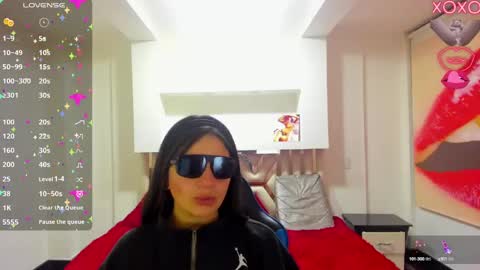 angelie online show from October 12, 7:51 am