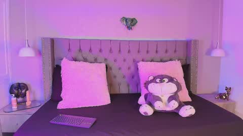 Angelina Honey online show from April 24, 3:53 am