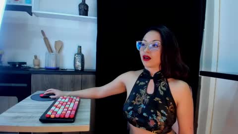 ANGELINA   online show from March 6, 11:25 am