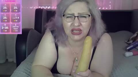 AngelinaGlam online show from November 24, 6:40 pm