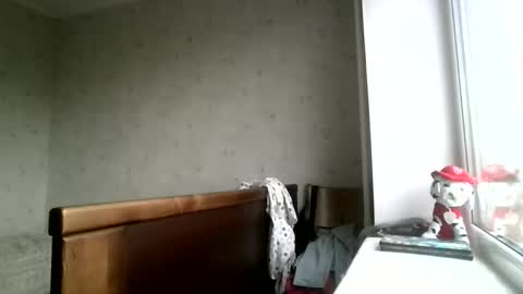 Snapshot of angelinalove28 chatting on April 25, 8:17 am angelinalove28 online show from April 25, 8:17 am