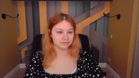 Snapshot of angelinalow chatting on May 24, 5:23 am AngelinaLow online show from May 24, 5:23 am