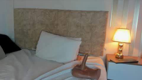 angelinarouse_ online show from December 4, 5:39 am