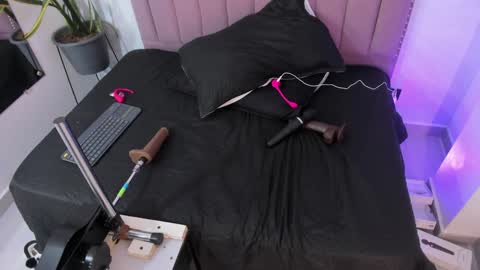 Angeline online show from January 12, 7:31 pm