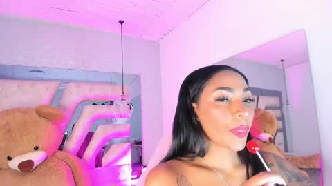 Angeline Heet online show from December 16, 3:33 am