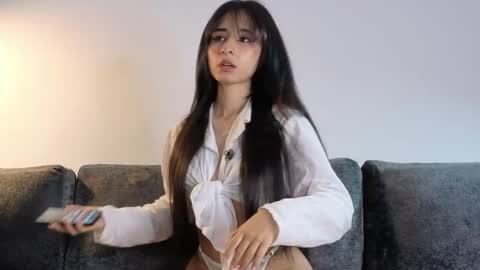 Snapshot of angelinepossy chatting on June 3, 10:59 pm angelinepossy online show from June 3, 10:59 pm