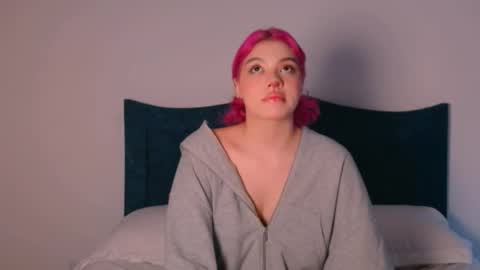 Angelinhaa  online show from November 21, 5:11 pm