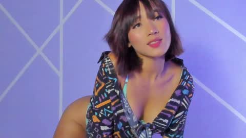 Snapshot of angelique_murphy chatting on January 8, 8:27 am Angelique Murphy online show from January 8, 8:27 am