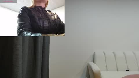 angelita_success online show from December 16, 1:32 am