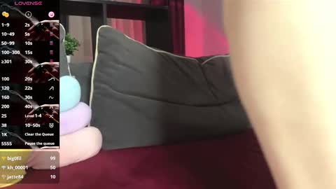 Snapshot of angelkissmee chatting on February 14, 6:29 pm angelkissmee online show from February 14, 6:29 pm