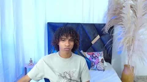 Angel online show from January 10, 8:43 pm