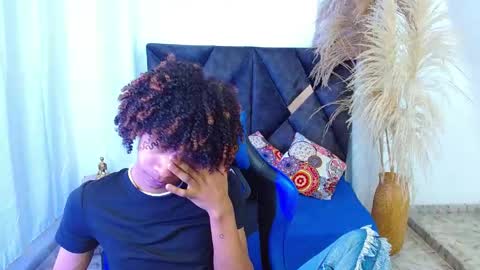 Angel online show from April 21, 9:06 pm