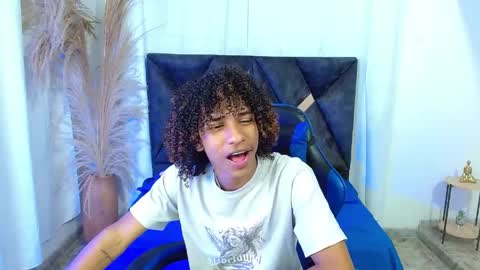 Angel online show from June 9, 8:53 pm