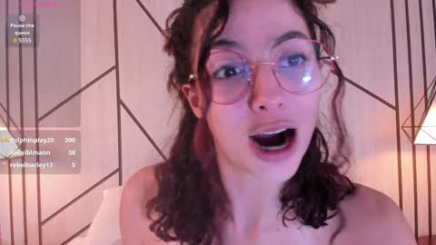 Angel online show from January 18, 6:21 pm