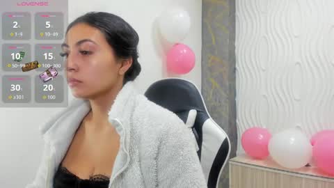 Angell cooper8 online show from April 13, 12:21 pm