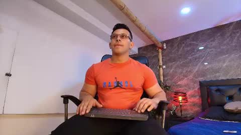 Snapshot of angell_rodriguez chatting on June 16, 3:31 am angell_rodriguez online show from June 16, 3:31 am