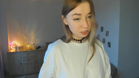 angella_mills online show from November 6, 6:14 am