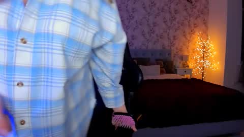 angellarud online show from March 5, 9:11 pm