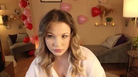 angelldreamss online show from February 12, 9:21 pm