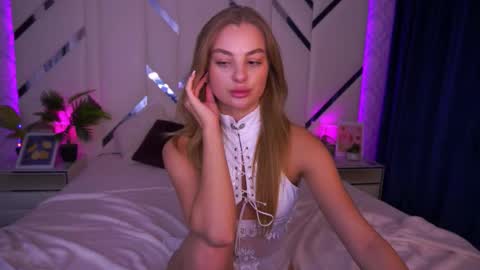 angelleyess online show from October 17, 12:14 am