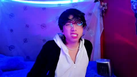 Angel  online show from December 3, 6:59 am