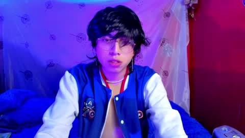 Angel  online show from December 30, 7:04 am