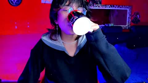 Angel  online show from February 4, 8:24 am